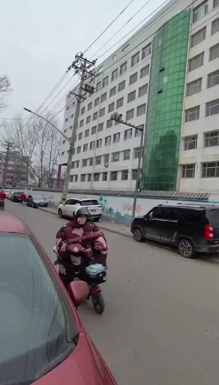 【11图】b易转 角沿街七中后门临街面馆转让可外摆,长治潞州英雄台