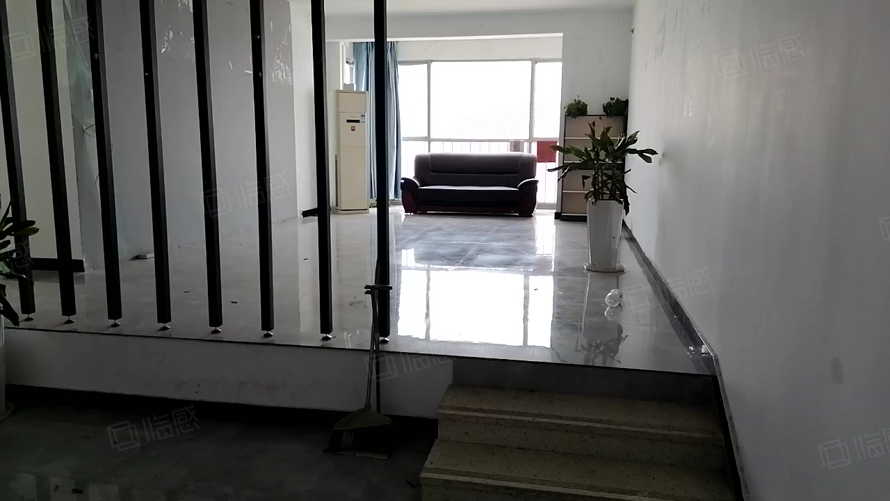 【9图】洪客隆200平米写字楼有钥匙随时看房,上饶信州信州城区洪客隆