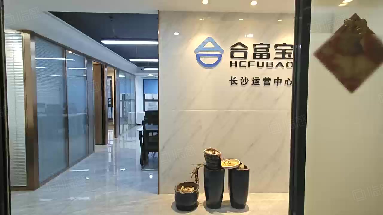 【12图】好房 德思勤复地110平 21格局 价格美丽 精装修带家具,长沙