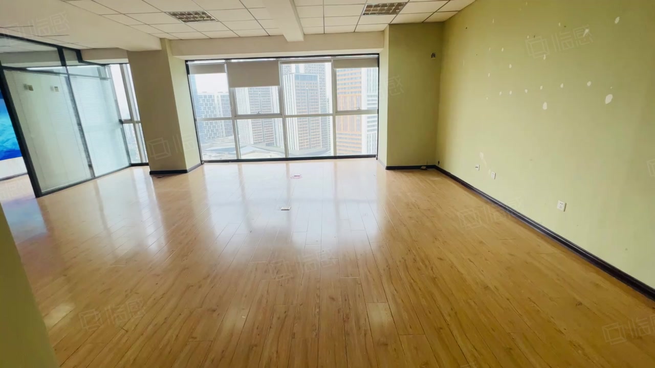 数据得房率暂无数据产权年限暂无数据物业公司沈阳世鸿物业有限公司