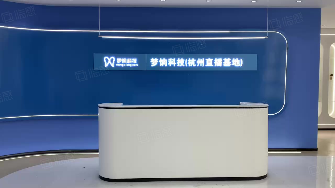 【17图】九堡全品类展厅直播间!地铁口!绿谷普大福地出租!