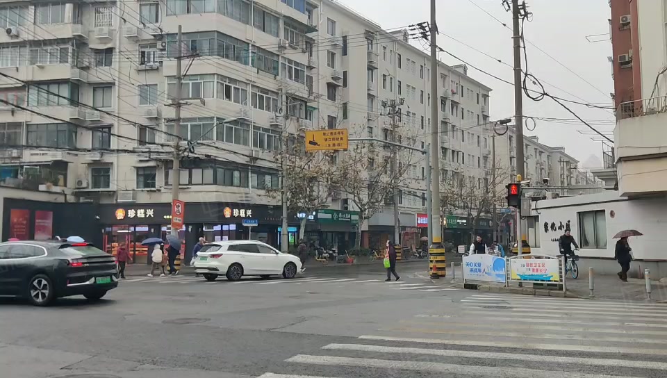 【13图】茅台路近水城路沿街商铺出租 招水果 烟酒 百货超市等,上海