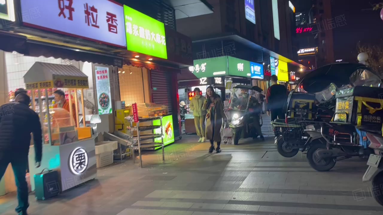 执照齐全,成都天府新区华阳缤纷广场华新上街商铺商铺租售/生意转让