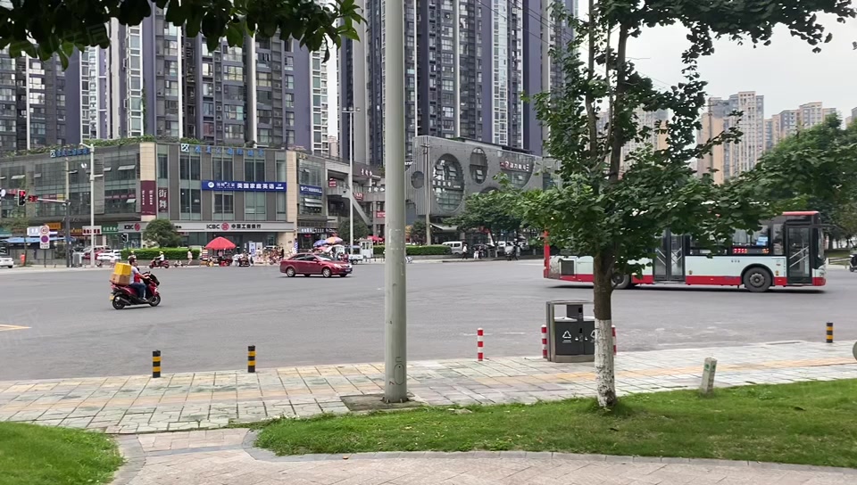 (转让) oo温江区江安路千禧河畔十字路口转角烧烤店转让