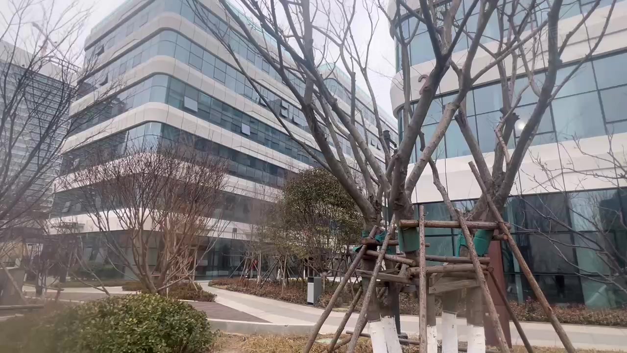 独栋现房花园办公!汉峪金谷!