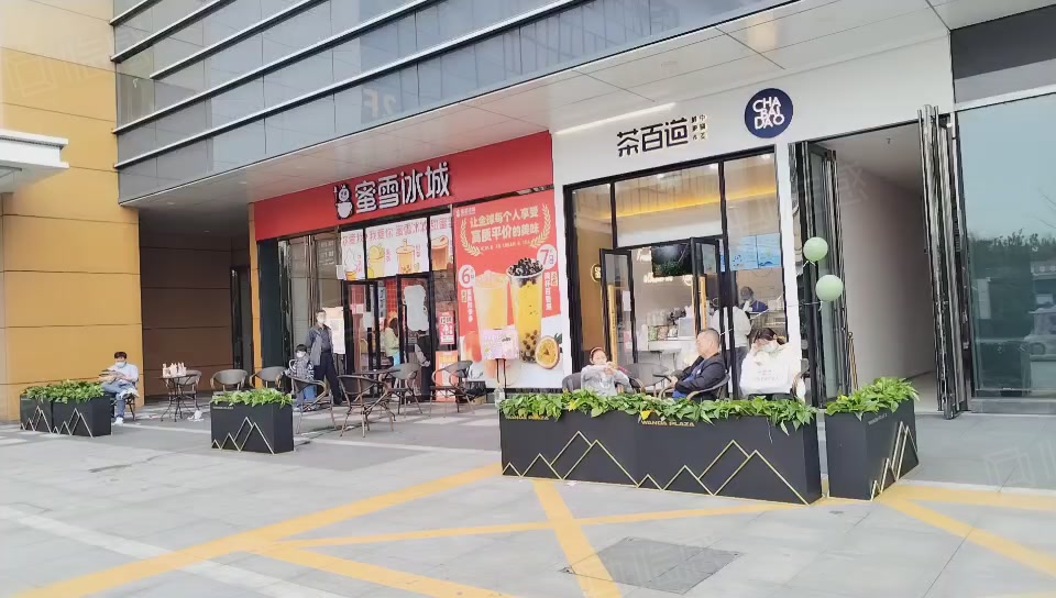 颛桥万达(蜜雪冰城)纯一楼大开间 总价92万,上海闵行颛桥颛桥万达广场