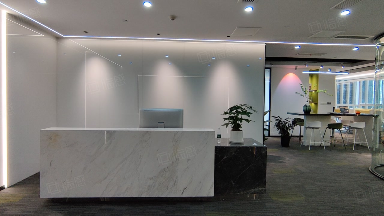 【15图】艺术装修文创设计传媒(大气前台4办公室16大工位)希尔顿,成都