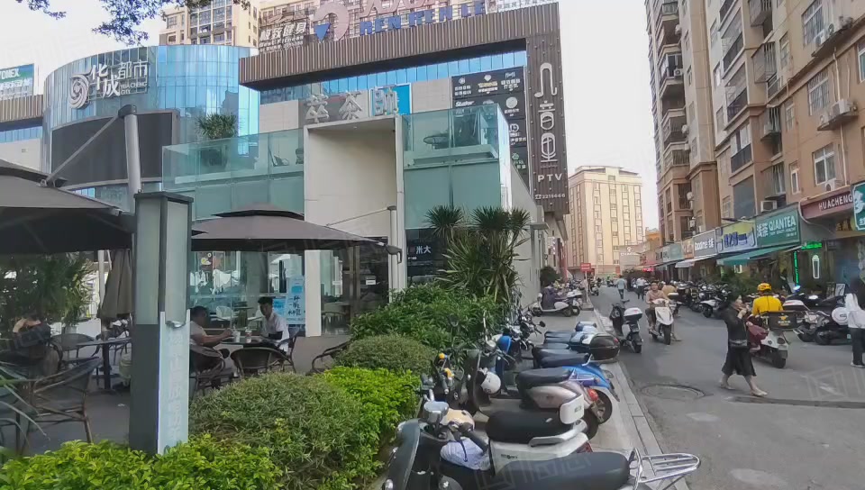 华成都市广场 50平 可明火餐饮,南宁西乡塘大学东路华成都市广场(商业