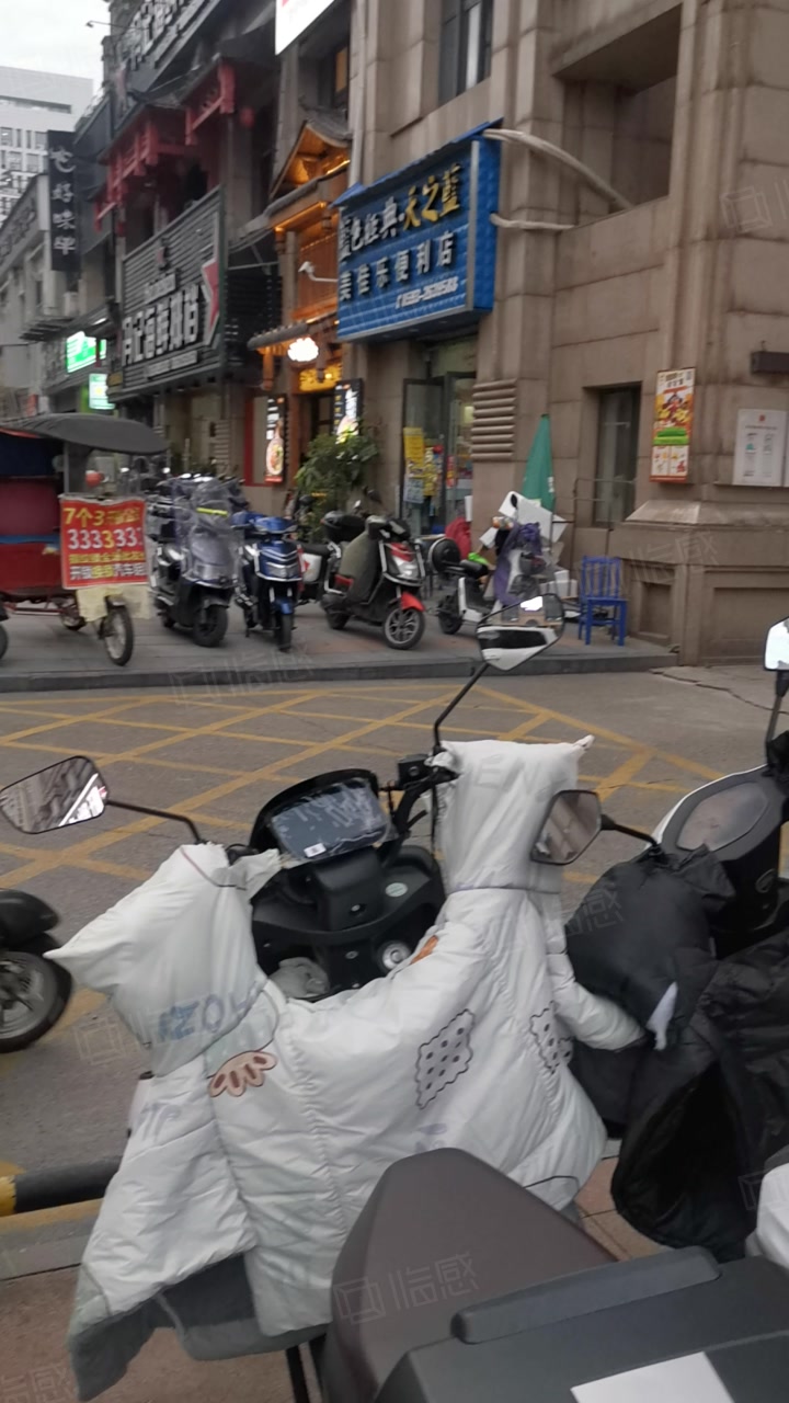 【多图】万达华城d区 小区大门口店面 月租金4500 租金稳定-宁德58