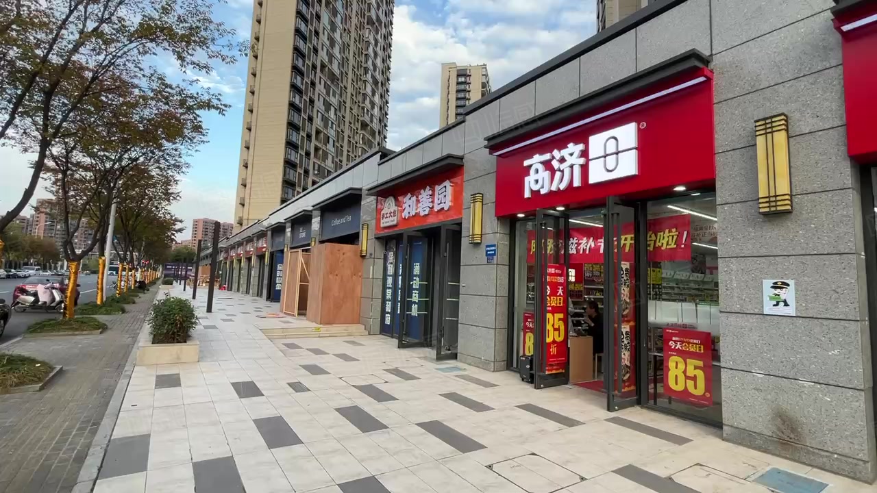 现房出售 可自营 可收租 火爆出售,扬州邗江明月湖京华城中城三期商铺