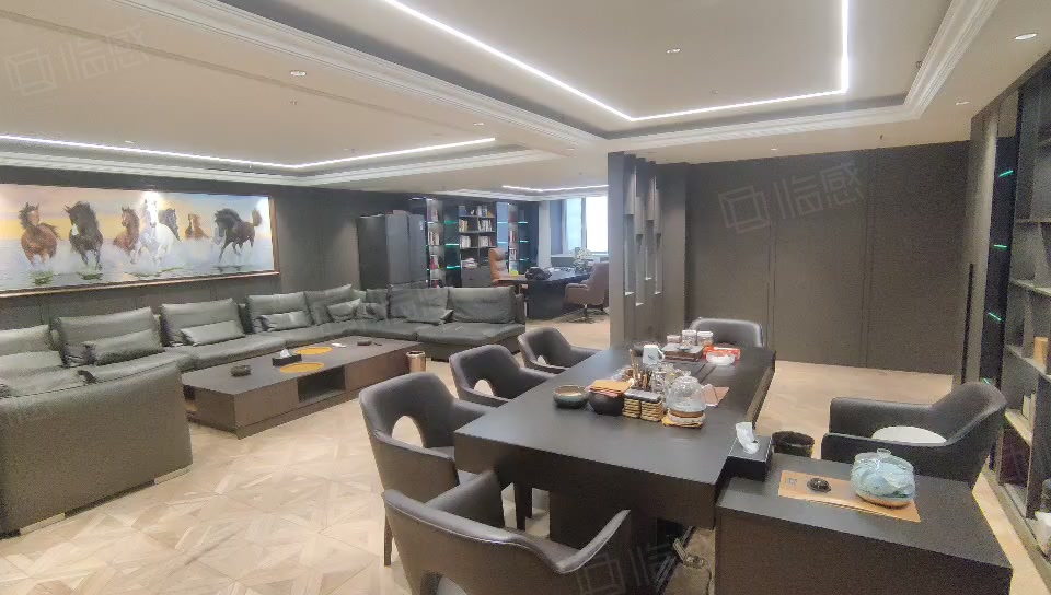 (出售) 直降300w 办公兼私人会所 豪华装修 带大露台 配套齐全