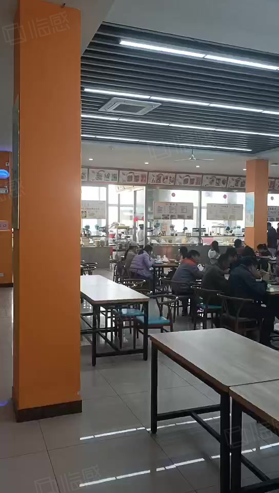 荆州学院食堂图片