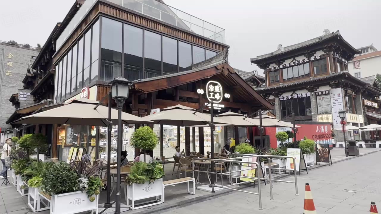 年收10万(治栗工略)带外摆,十字路口位置,成都青羊文殊坊金顺苑金马街