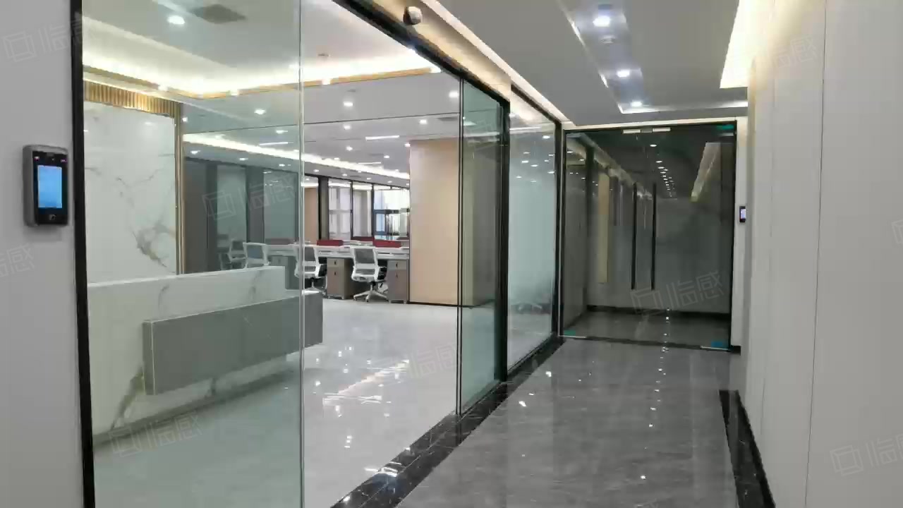 >在售房源贴2个在售房源 >楼盘地址槐安东路121号物业公司石家庄万达