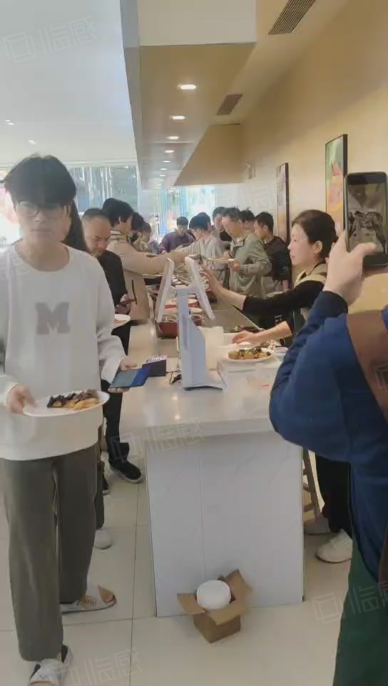 【7图】d七字拐角位办公楼下快餐旺铺,广州番禺大石商铺租售/生意转让