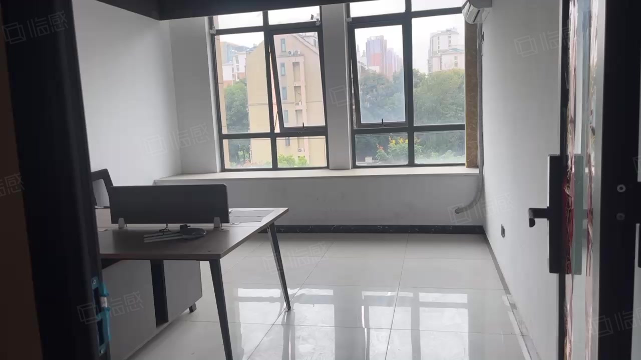 配办公家具拎包办公高新柏堰百大奥莱明珠大道,合肥肥西肥西周边蚁族