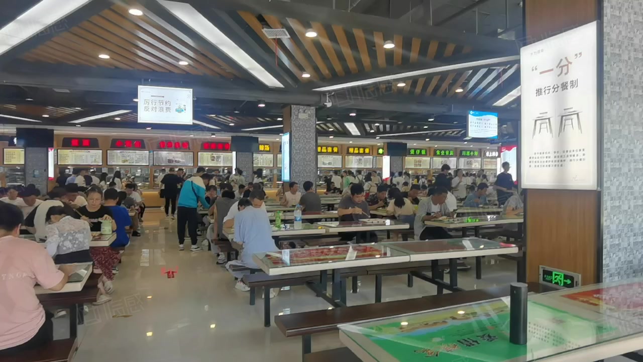 (出租) 错过再等一年,新中标大学食堂,装修精美,现招特色小吃,主食