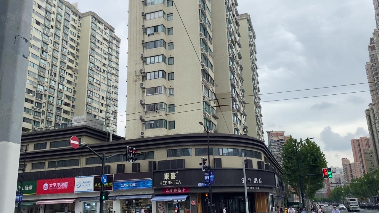 【16图】打浦桥半淞园 直租无转让费 特招公寓 青旅 看房提前预约一天