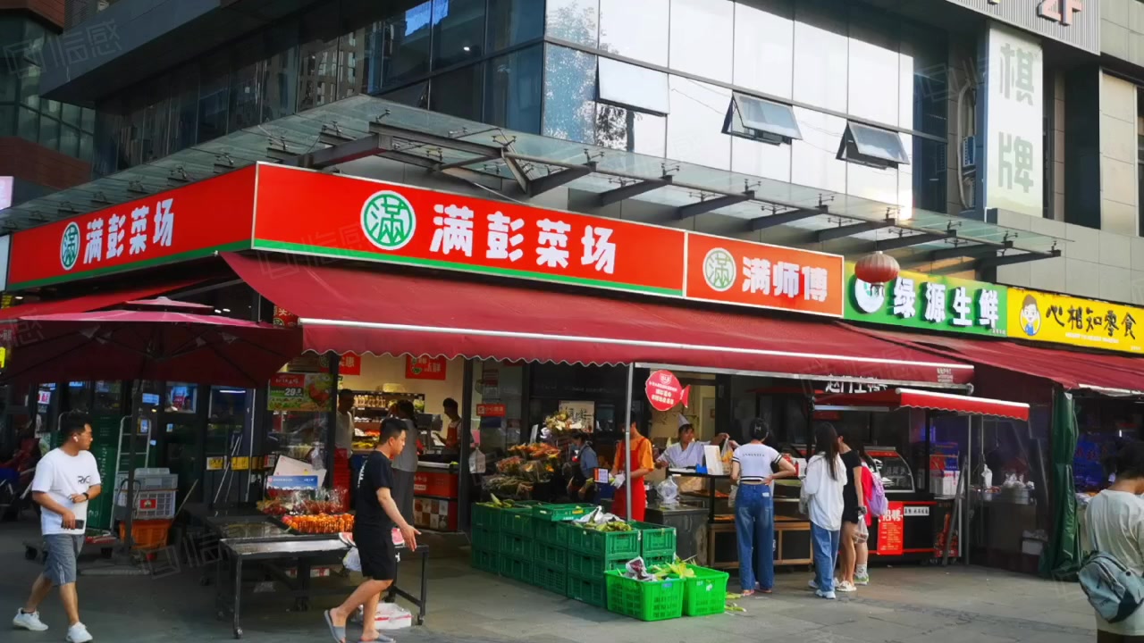 年租16万(满彭菜场)房东急售,包税无抵押,成都龙泉驿政务中心石油小区