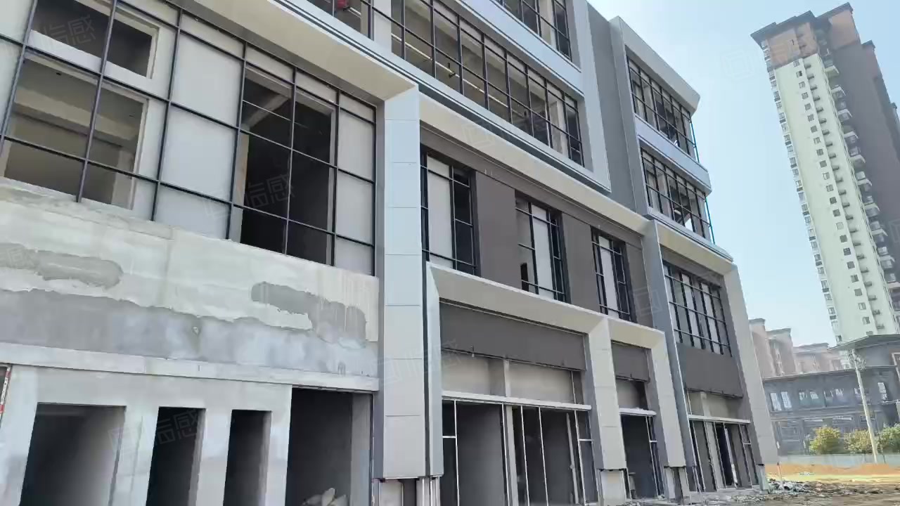 停车方便九中学校旁可按揭,六安裕安光彩大市场商铺租售/生意转让出售