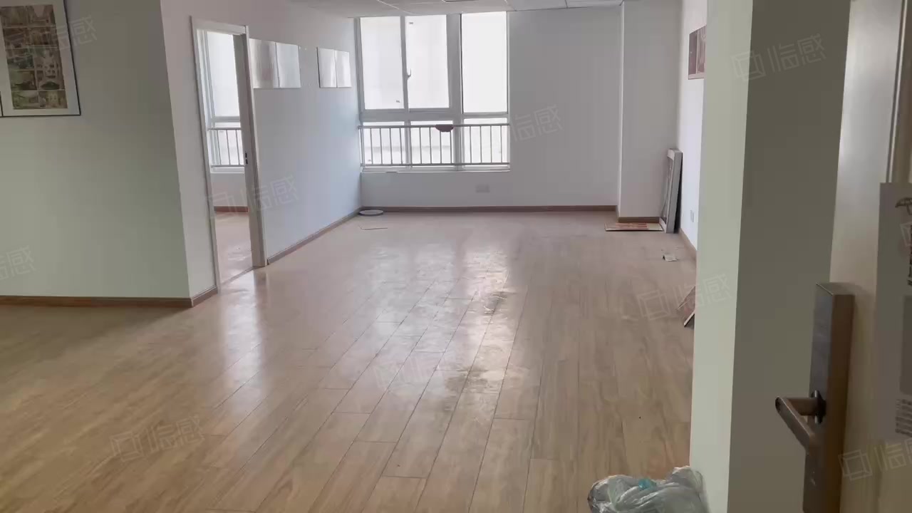 【6图】壹品国际 110平 5万一年 带隔断 东区 德惠南,连云港海州海州