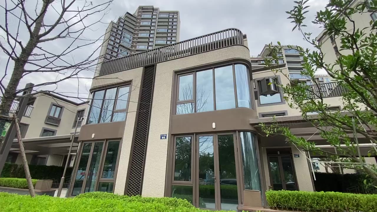 (出售) 直降150w,十字路口可重餐饮,海曙南塘老街附近独幢商业别墅