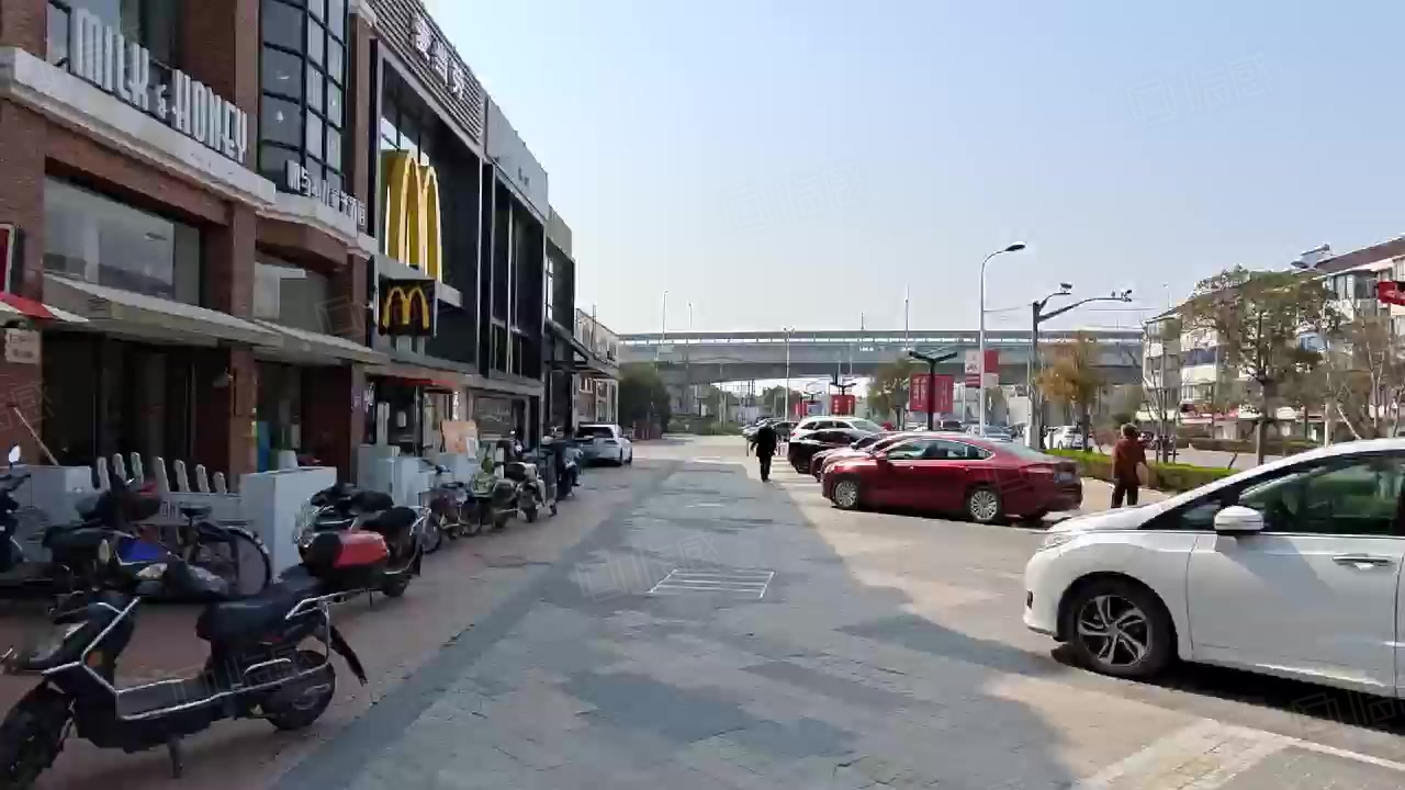 【14图】秀沿路美食街一二楼412平商铺出租适合各种业态不限 停车方便