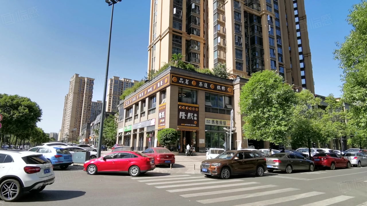 【10图】青羊区地铁口 单价5400 二楼转角茶楼赠送150平带车位,成都