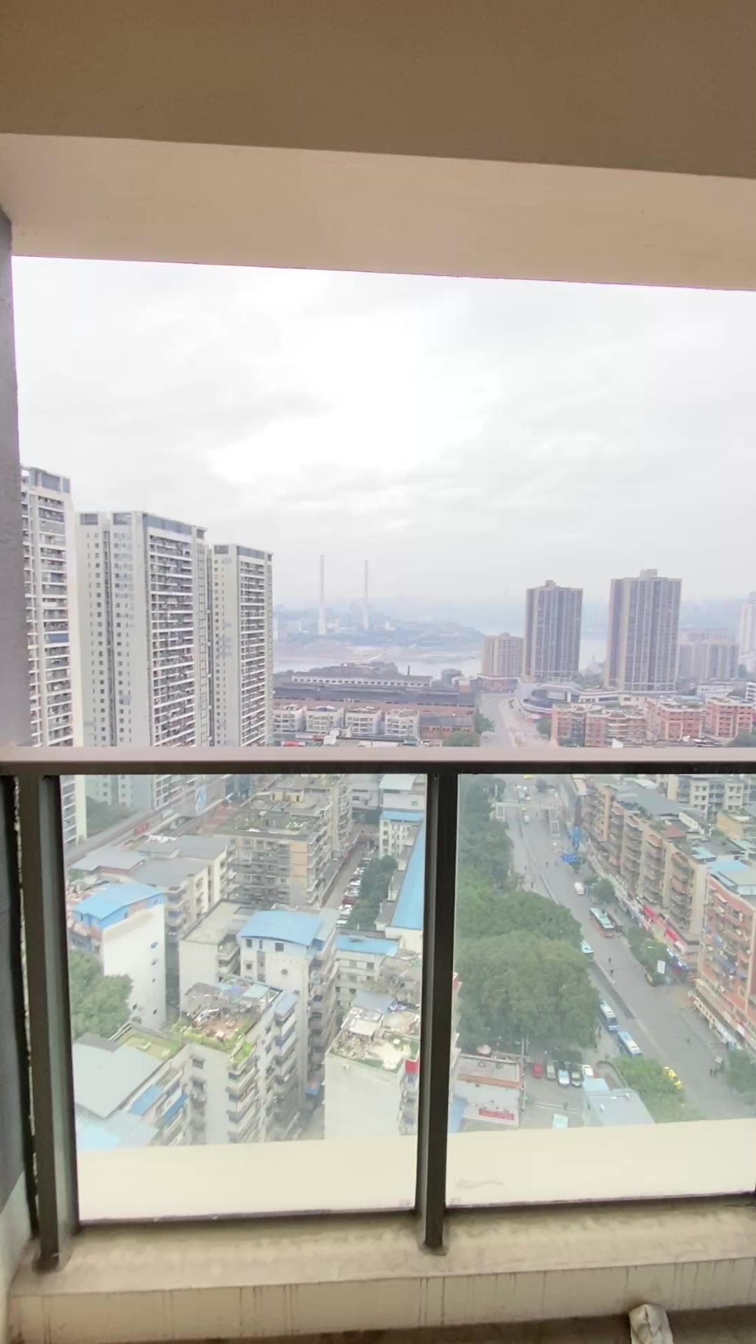 重庆二手房视频,融创金弈时代 高楼层视野无遮挡 停车方便 次新小区